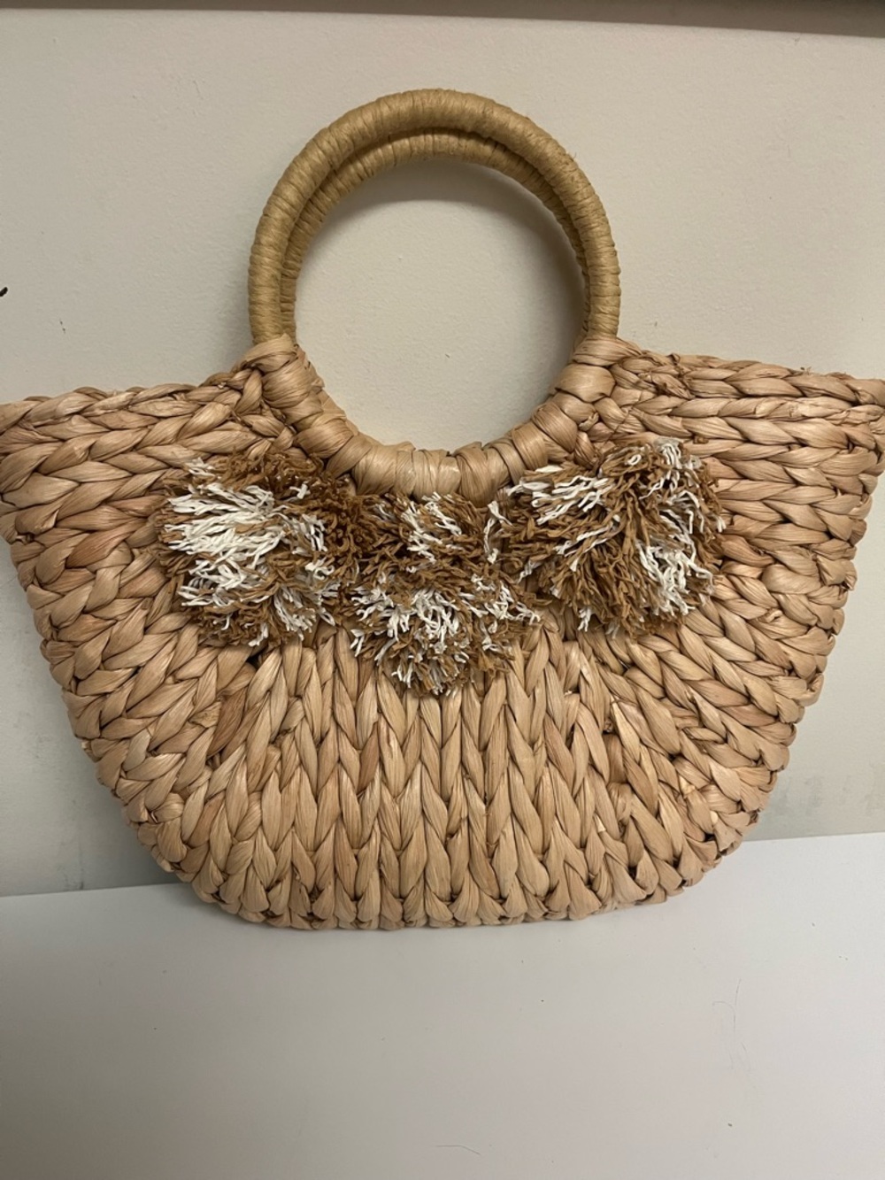 Street Level Women’s Woven Straw Tote Handbag with Pom Pom Trim - Natural